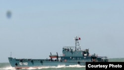 解放軍登陸艇5月29日現蹤金門限制水域，台灣海巡全程緊跟。（台灣海巡署提供）