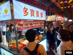 佐敦區的茶餐廳在晚餐時間的生意也難言理想 (美國之音 林淦峰)