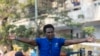Apoiantes do candidato da Resistência Nacional Moçambicana (RENAMO), Venâncio Mondlane, reúnem-se em Maputo para comemorar os resultados das eleições autárquicas de 12 de Outubro de 2023.