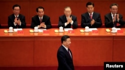 2017年10月18日中共召開十九大。開幕式上習近平走上講台發表講話。 （路透社資料照）