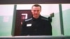Зачем Навального в тюрьме обвиняют в вандализме?
