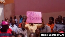 Professores em greve em Malanje 