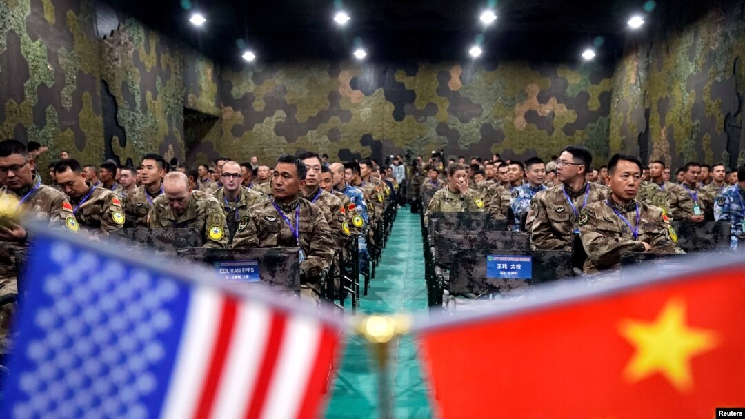 2018年11月17日，美國陸軍和中國軍人參加在南京附近舉行的“災害管理交流會”閉幕式。 （路透社）