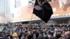 中共當局封鎖香港大遊行新聞的得與失