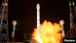 北韓據信本週將再次發射間諜衛星，圖為去年11月發射第一顆間諜衛星“萬里鏡1號”。