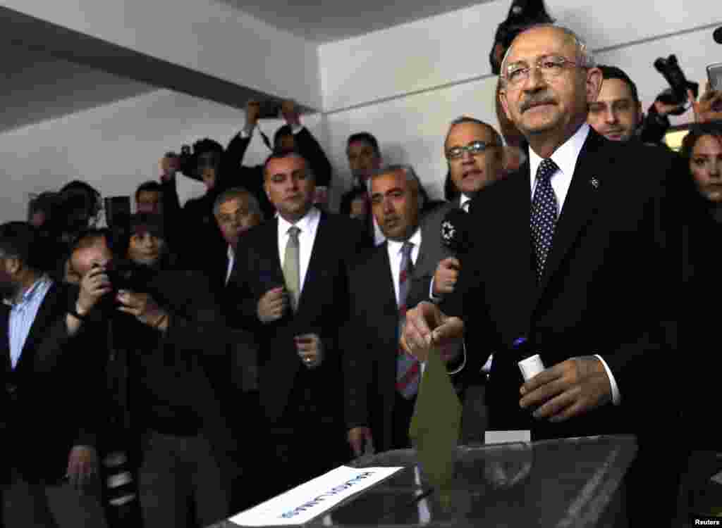 CHP lideri Kemal Kılıçdaroğlu, oyunu Ankara'da kullandı
