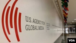Logótipo da Agência dos EUA para os Media Globais na Voz da América, em Washington, D.C., 22 de novembro de 2019. (VOA)