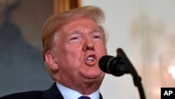 El presidente de EE.UU. Donald Trump habría suspendido un plan preliminar para imponer sanciones económicas adicionales a Rusia, anunciadas el fin de semana por la embajadora ante la ONU, Nikki Haley.