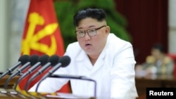 김정은 북한 국무위원장이 노동당 중앙위원회 제7기 제5차 전원회의를 주재했다고 북한 관영 '조선중앙통신'이 지난 29일전했다.