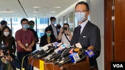 香港公民黨法律界立法會議員郭榮鏗表示，解決內會主席選舉困局，要靠議員集體智慧，包括外國經驗的政治協商等方式。（美國之音湯惠芸攝）